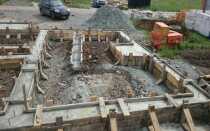 При какой температуре можно заливать фундамент — особенности выполнения работ